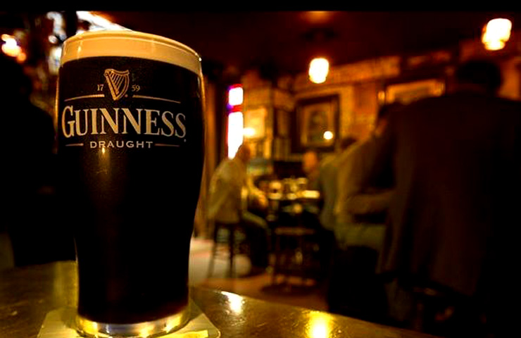 quiet-irish-st-patricks-day-melbourne-pub-festival-to-do-best-beer-guinness-outdoor-pubs-party-celebration-live-music-events-1