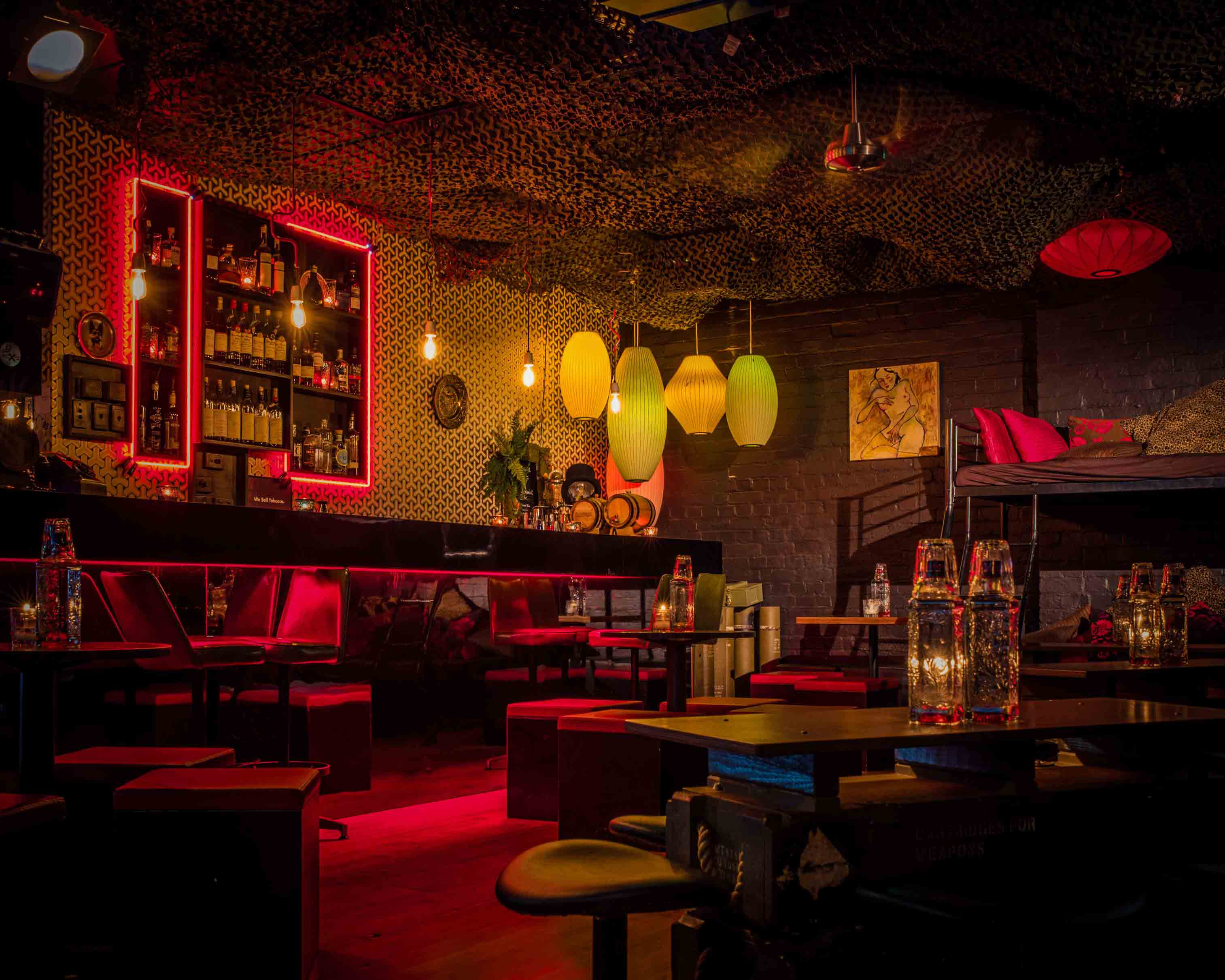 Berlin-Bar-quirky-melbourne-entertainment-whats-on-drinks-cocktails