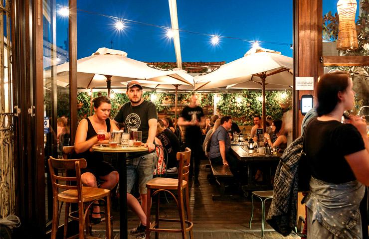 The-Local-Taphouse-St-Saint-Kilda-East-Bars-Melbourne-Bar-Pub-Pubs-Best-Top-Good-Cocktail-Beer-Outdoor-Beergarden-Cool-007