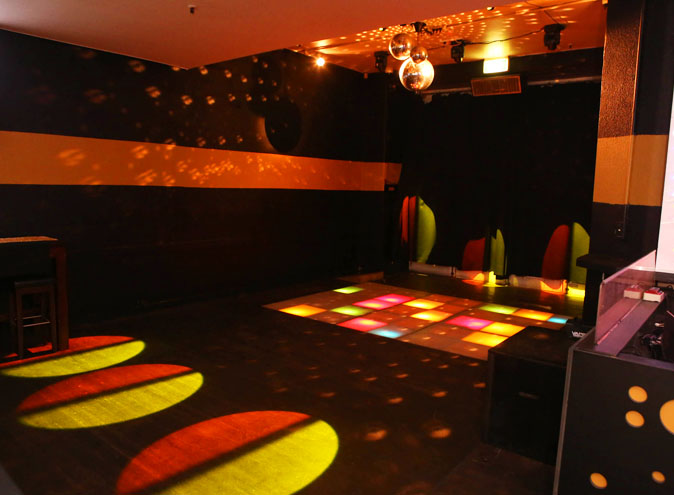 Club Retro Melbourne CBD City function venues nightclub event events birthday hens bucks music late celebration hire room rooms venue 004