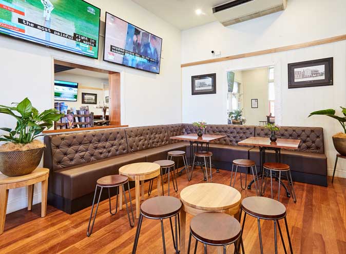 Rob roy hotel venue hire adelaide function rooms venues birthday party event wedding engagement corporate room small event cbd 002