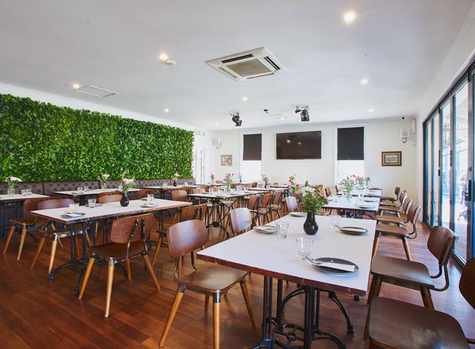 Rob roy hotel venue hire adelaide function rooms venues birthday party event wedding engagement corporate room small event cbd 004