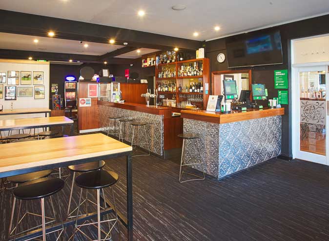 Rob roy hotel venue hire adelaide function rooms venues birthday party event wedding engagement corporate room small event cbd 008