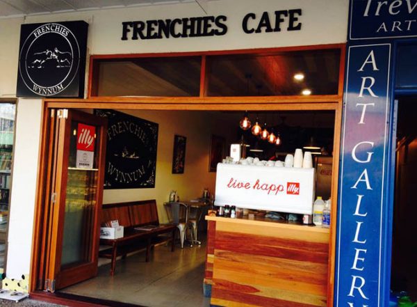 Top 5 Pet-Friendly Cafe's in Brisbane - Hidden City Secrets