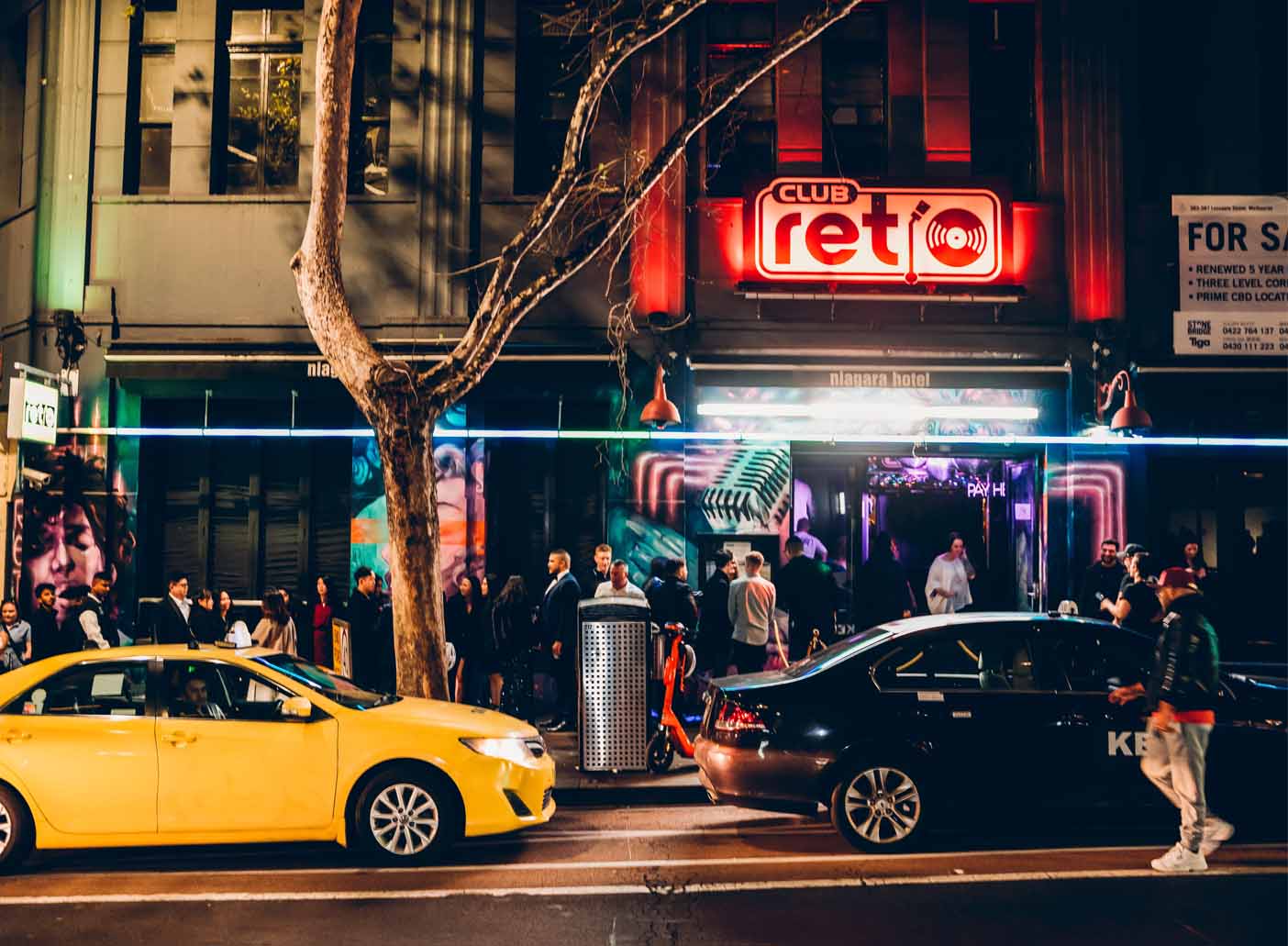 Club Retro Melbourne CBD City bar bars nightclub clubs club music dj late night throwback fun groups top hens (22)